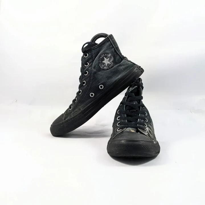 Converse Black Hightops Kids